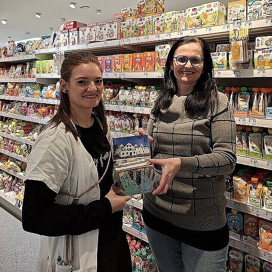 Spendenübergabe im dm-Markt in Lauter-Bernsbach